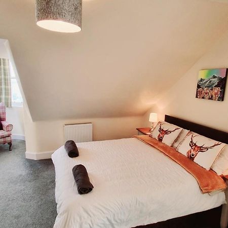 Highland Historical Home In Inverness City Centre Extérieur photo