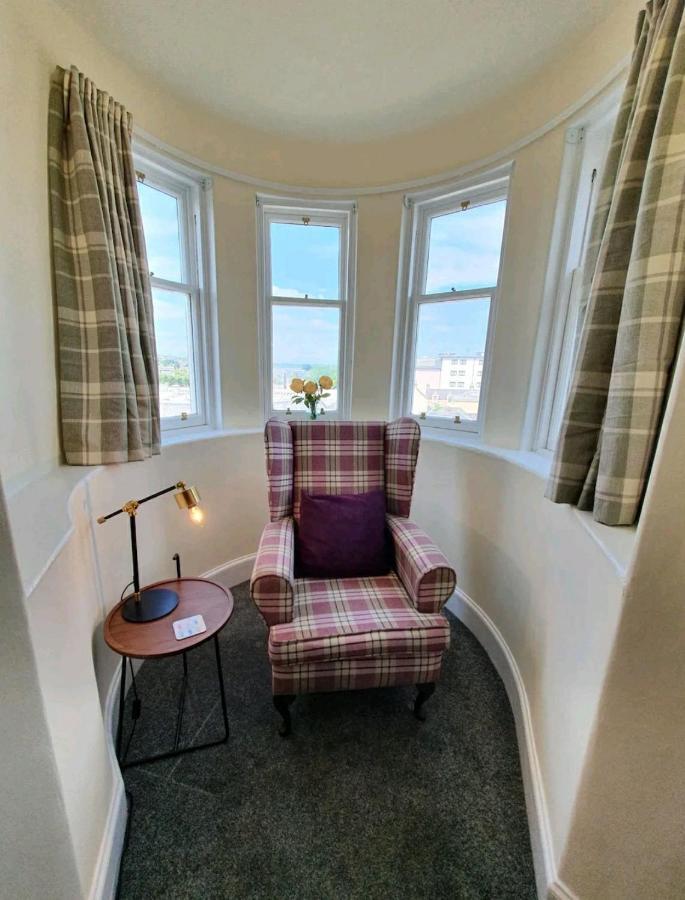 Highland Historical Home In Inverness City Centre Extérieur photo