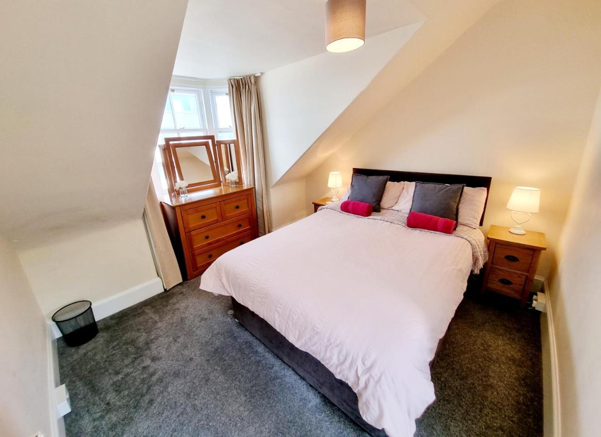 Highland Historical Home In Inverness City Centre Extérieur photo