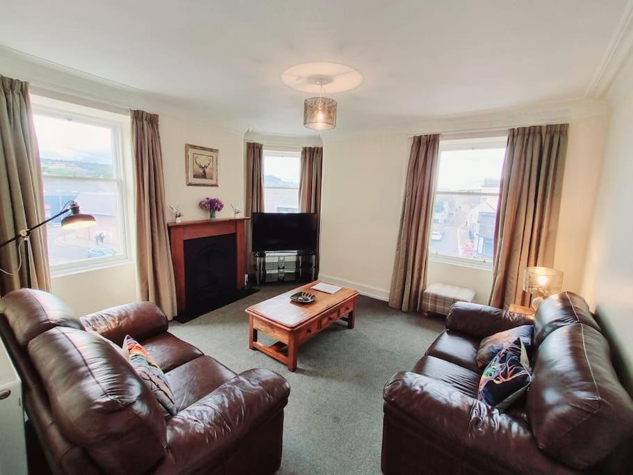 Highland Historical Home In Inverness City Centre Extérieur photo