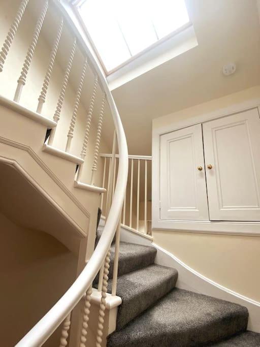 Highland Historical Home In Inverness City Centre Extérieur photo
